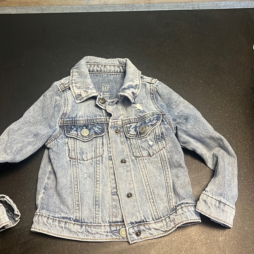 4t Jean jacket.
